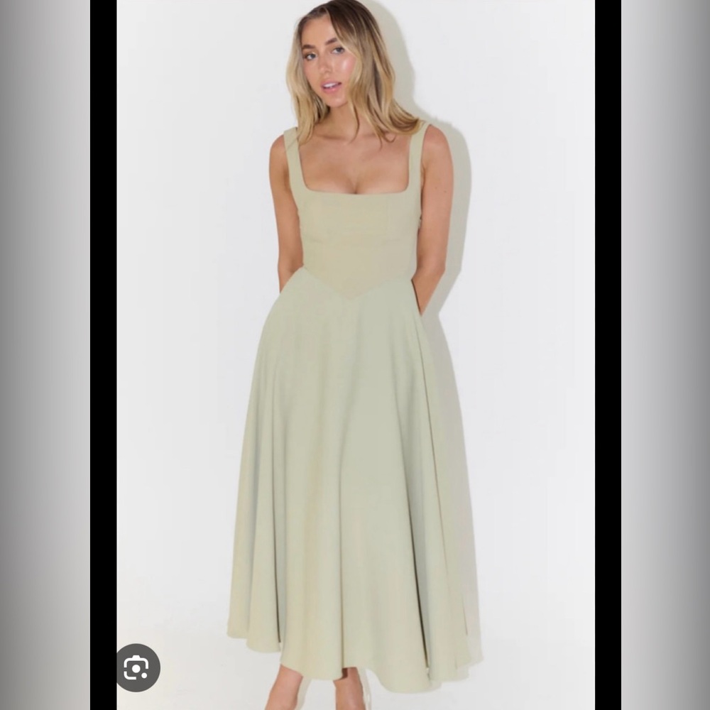 Odd Muse Square Neck Midi Dress